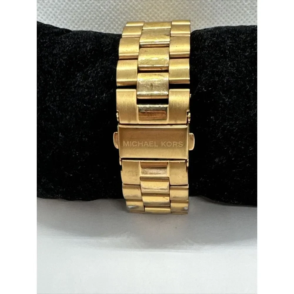 Michael Kors Runway MK5128 Women Stainless Steel Analog Dial Quartz Watch JNA860